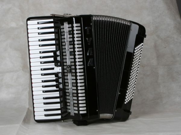 Фото Аккордеон Тула 41x120-III-7/2 A-2-BK