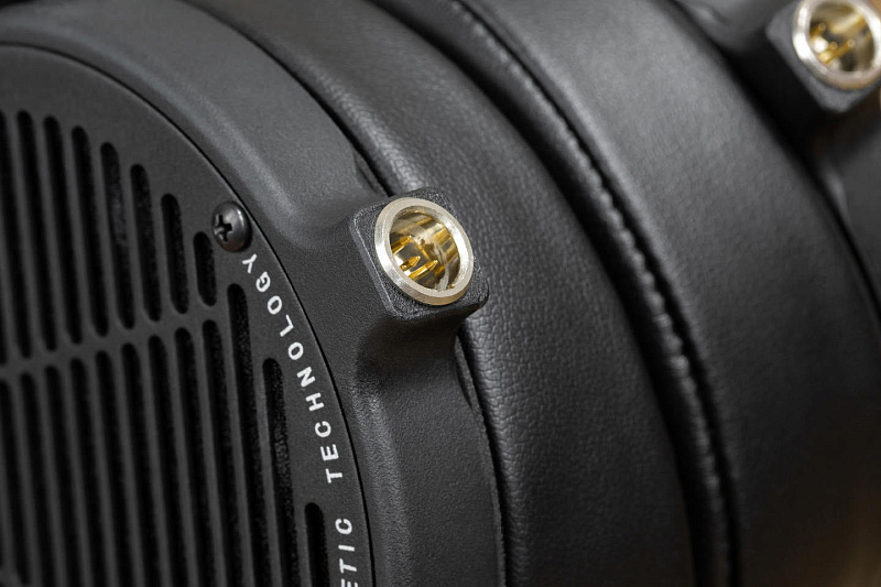 Фото Audeze LCD2с Closed (без кейса)