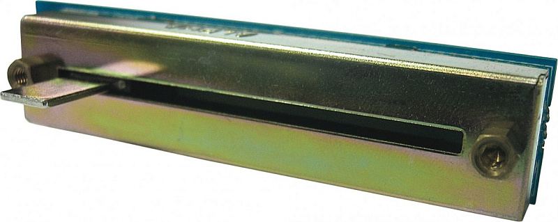 Фото Behringer CFM-1