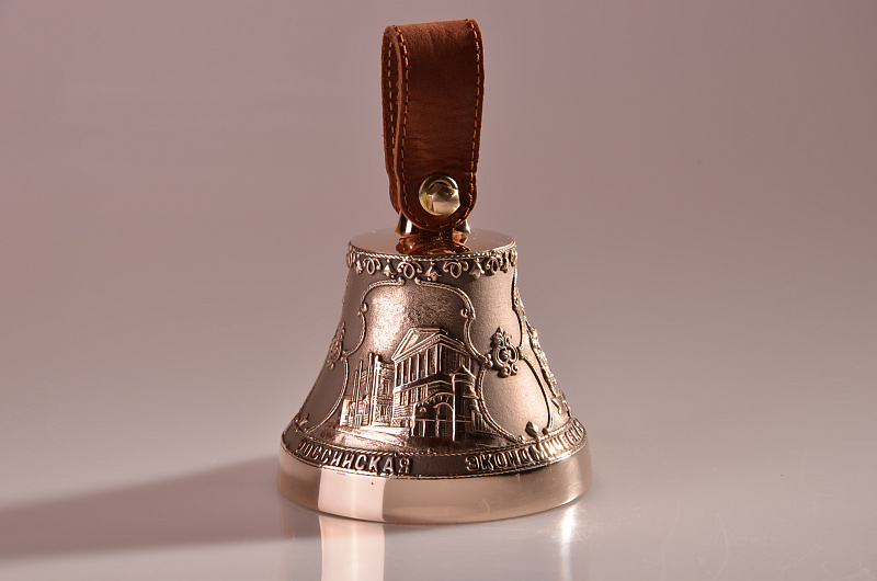 Фото Колокол — Москва. Университет имени Плеханова