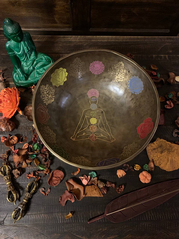 Фото Поющая чаша кованая Yogini SB-YOG 32  соль