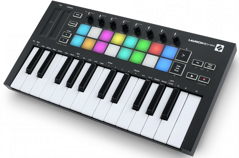 Фото NOVATION LaunchKey Mini MK3