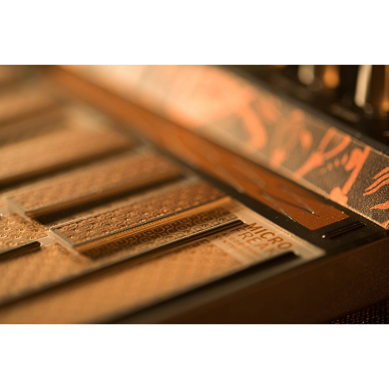 Фото Arturia MicroFreak синтезатор