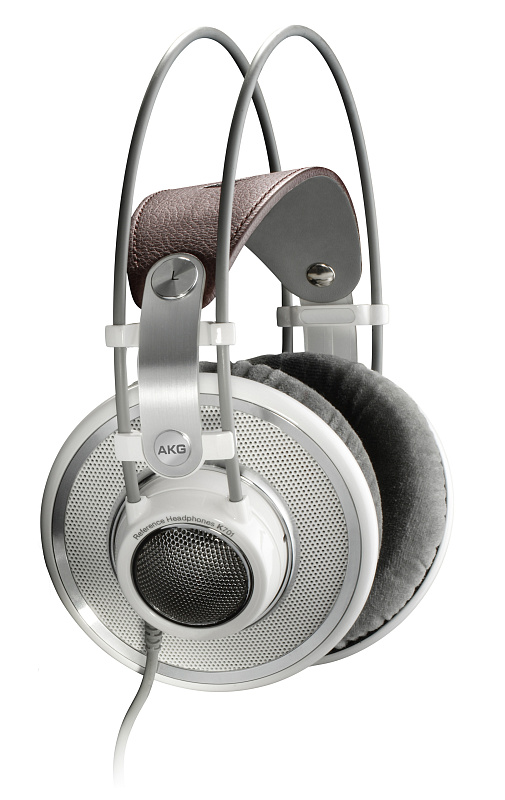 Фото AKG K701