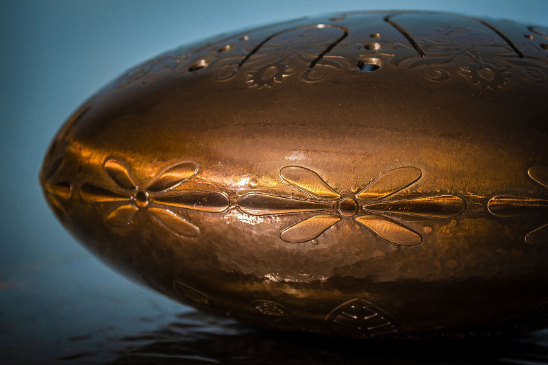 Фото KSY.35.C.e2 Глюкофон 35см, гравировка «Гороскоп», полукруглые лепестки, Ля-минор, Kosmosky