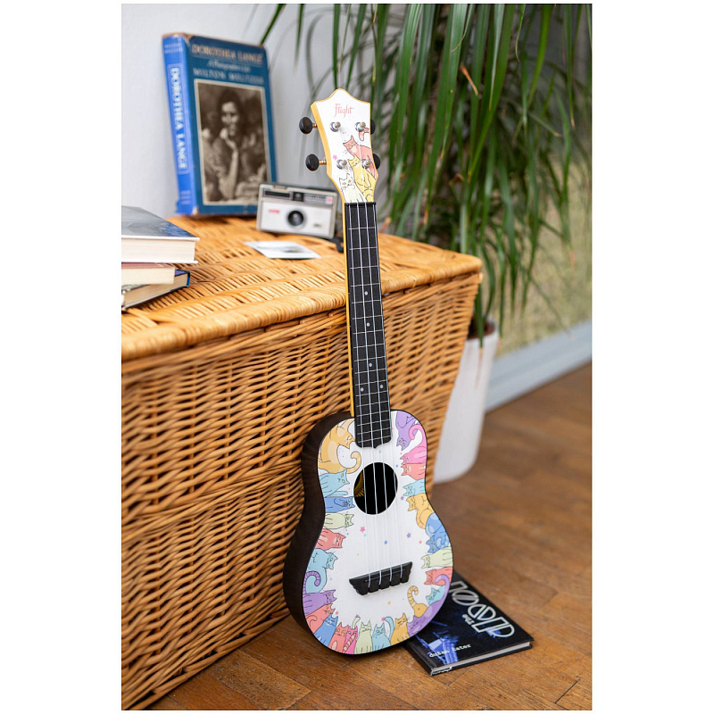 Фото FLIGHT TUC KITTY - Укулеле концерт Флайт