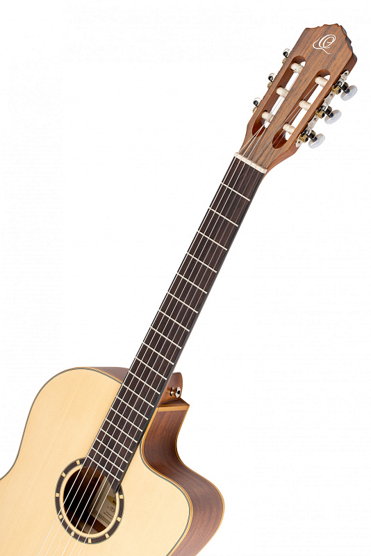 Фото Классическая гитара Ortega RCE125SN Family Series